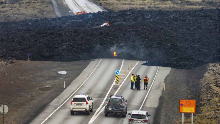 Iceland volcano eruption